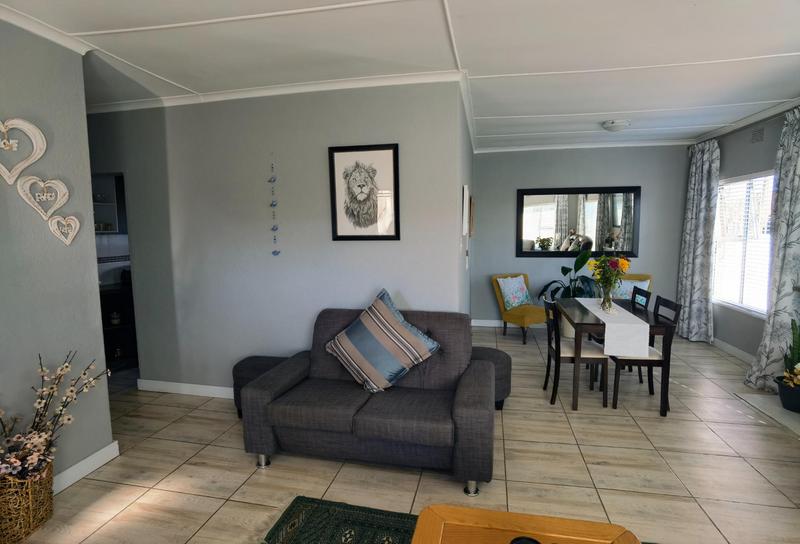 4 Bedroom Property for Sale in Goodwood Estate Western Cape